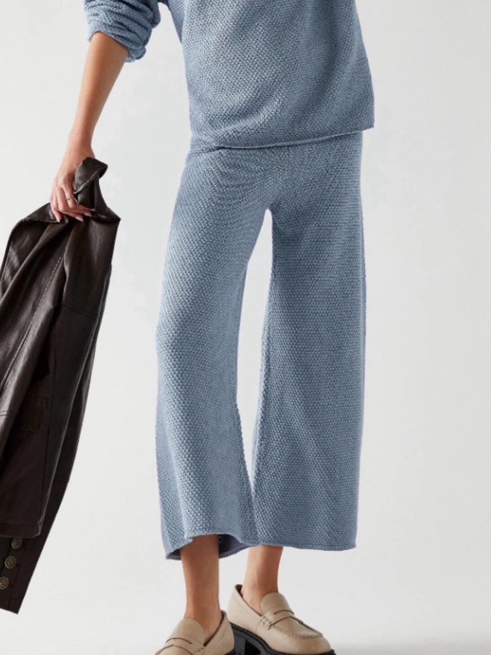 Free people FP Hailee Beach Blue High Rise Cropped Lounge Pants Sz Medium